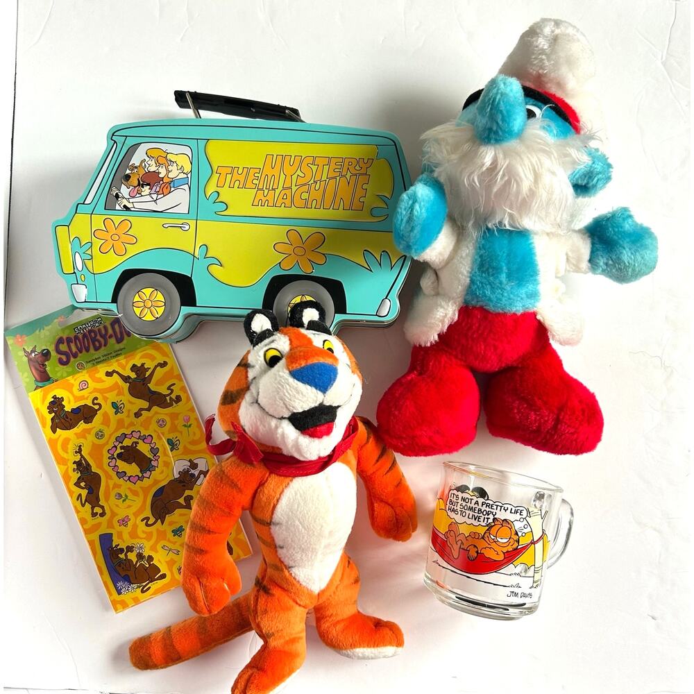 Saturday Morning Cartoons Gift Set Scooby Garfield Smurf Tony Plush